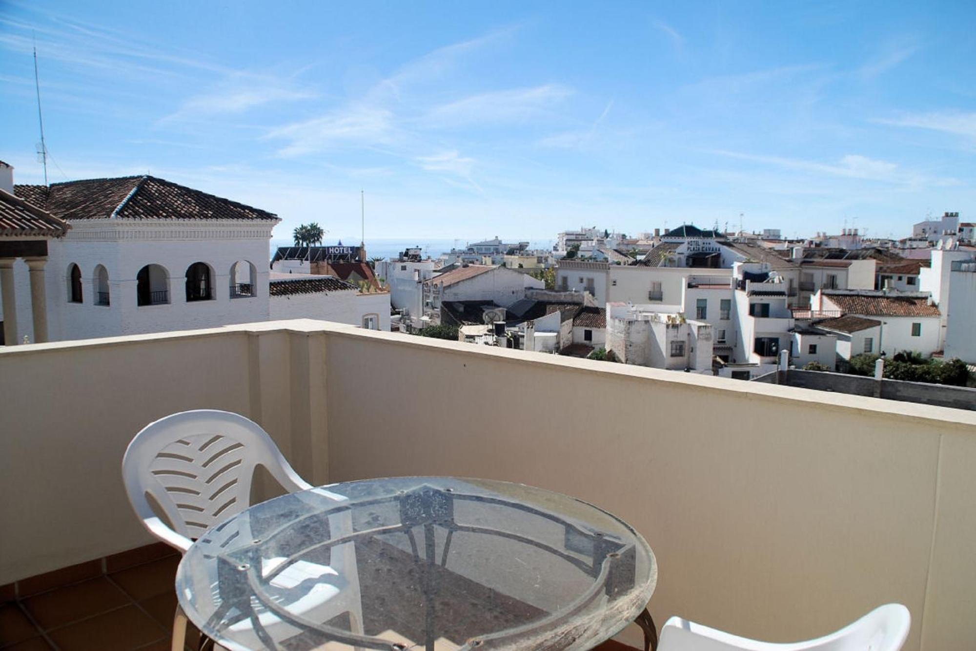 Apartamentos Plaza Nerja Eksteriør billede