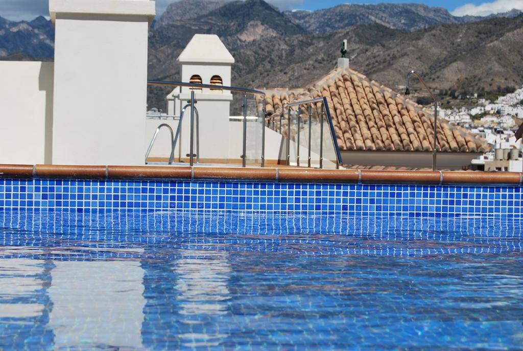 Apartamentos Plaza Nerja Eksteriør billede