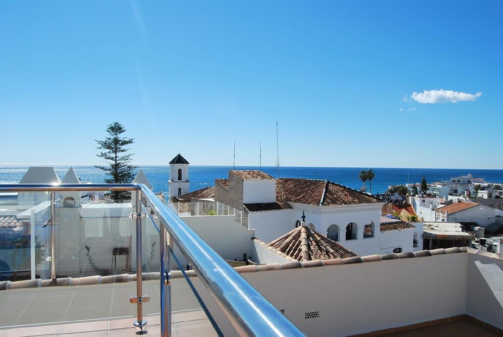 Apartamentos Plaza Nerja Eksteriør billede