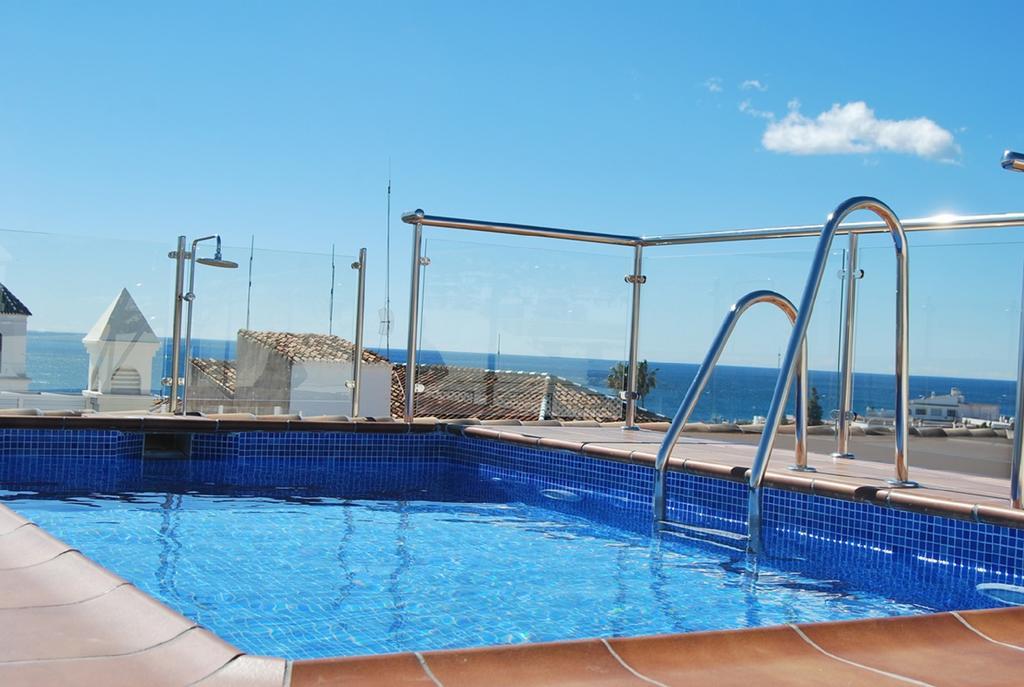 Apartamentos Plaza Nerja Eksteriør billede
